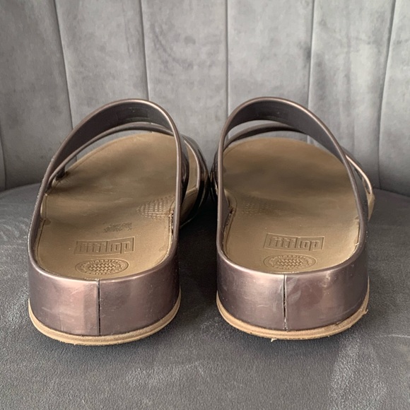 FitFlop bronze slides size 7 - Picture 3 of 6